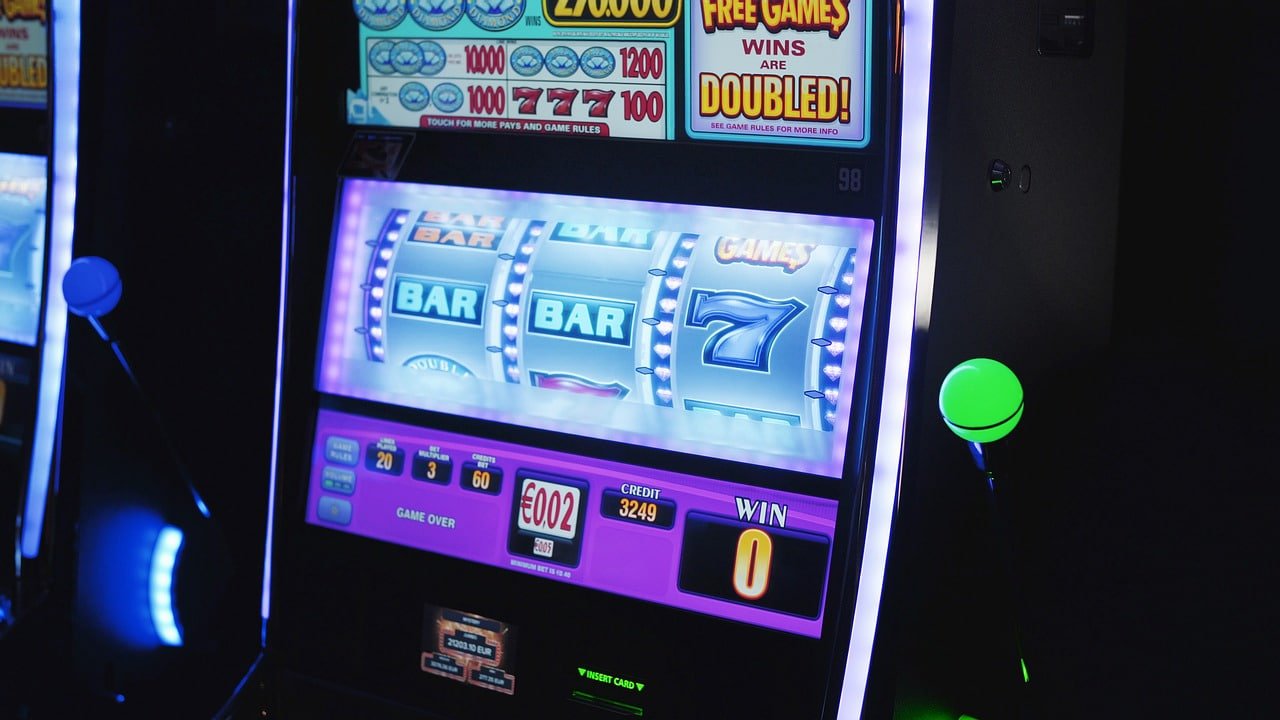 lucky 95 slide 2